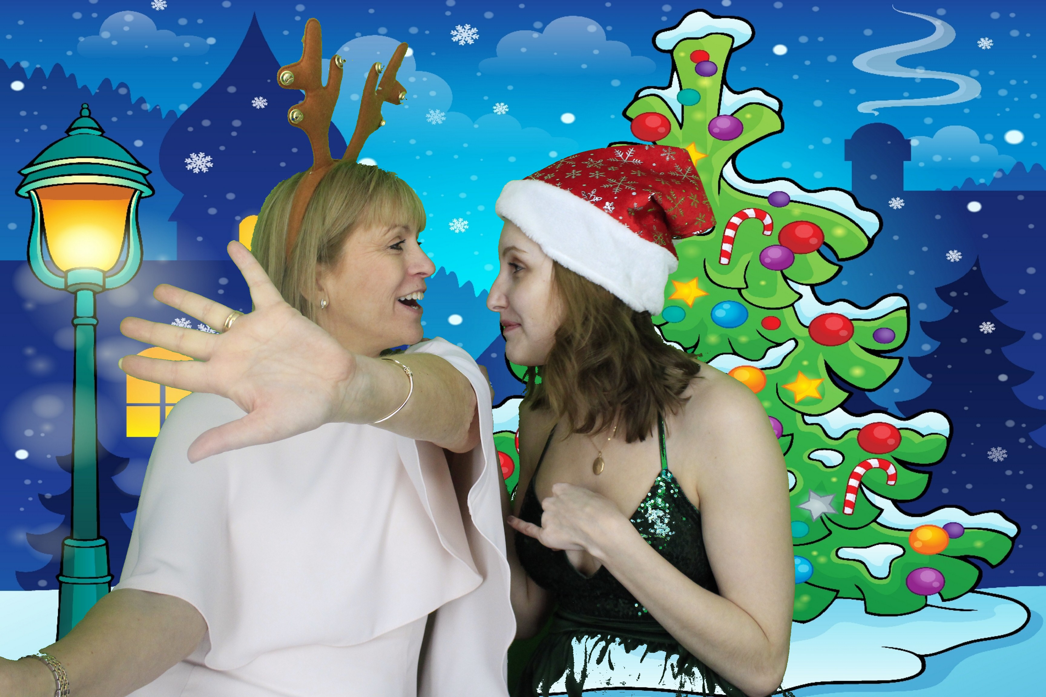 Acosta Europe Christmas Party 2018 | View more photos from the event at gallery.myphotoboothexperience.co.uk/u/MyPhotoBoothExperienceLtd/Acosta-Europe-Christmas-Party-2018